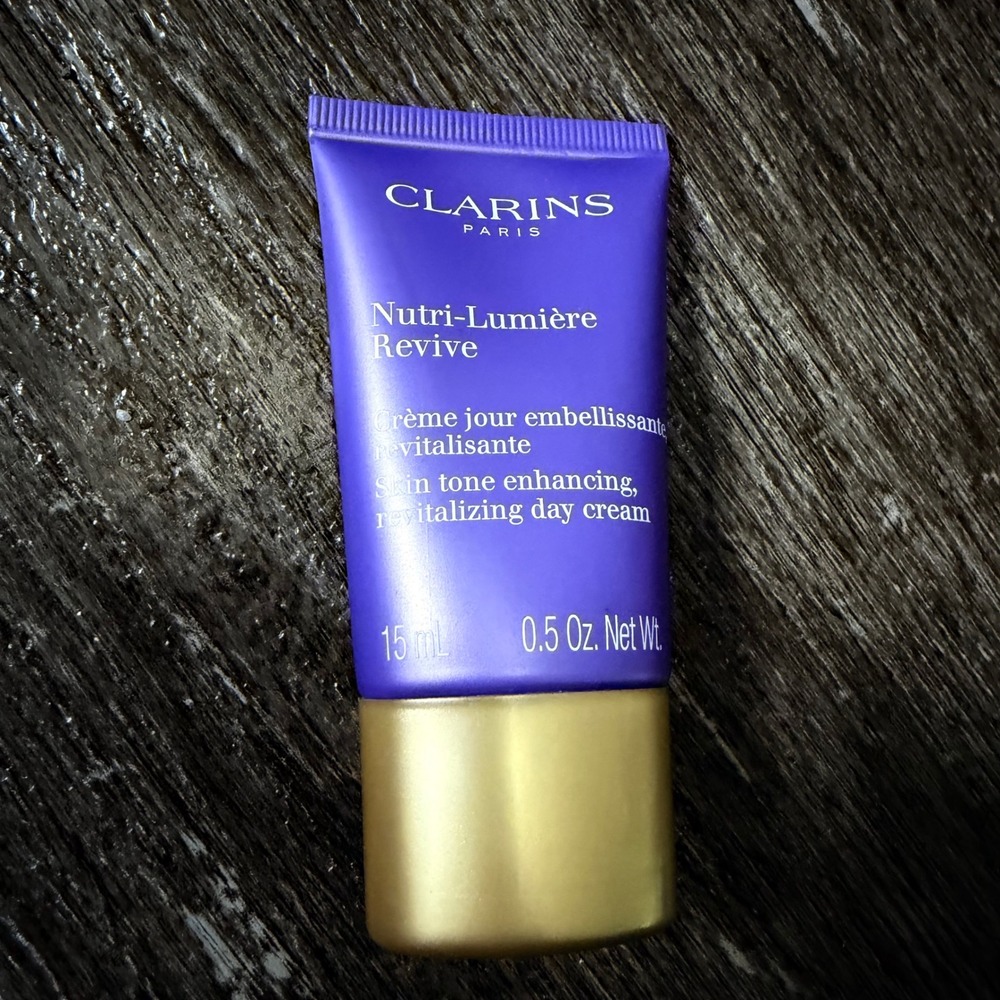 Clarins Nutri-Lumiere Revive Day Cream Unisex 0.5oz Purple Revitalizing Anti-Age